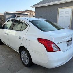 2012 Nissan Versa Low Miles! 