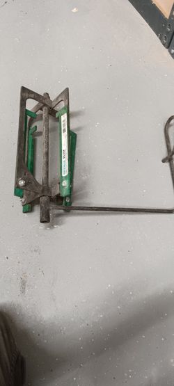 Greenlee 9529F nm-b & cable coil dispenser