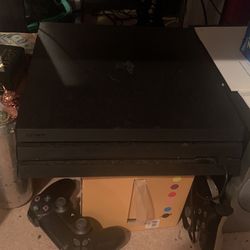 Ps4 Pro + Games And Controllers