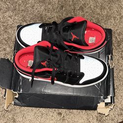 Air Jordan 1 Low GS