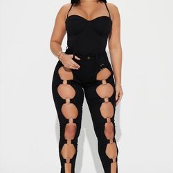 Ring Stretch Skinny Jeans - Black - NEW