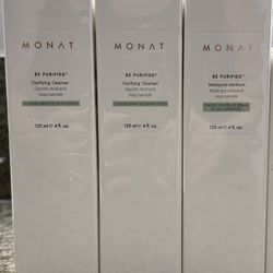 Monat BE PURIFIED™ Clarifying Cleanser