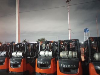 FORKLIFT TOYOTA 5000#