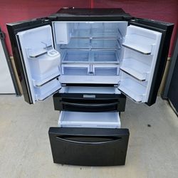 🇺🇸🔆☆Samsung☆🔆🇺🇸 4 Doors-Black Fridge in Perfect Condition.