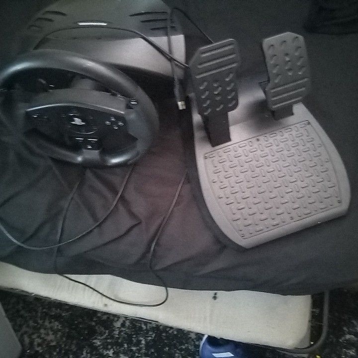 PS4/PS5 steering wheel