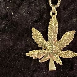 24k Plated Leaf Necklace 