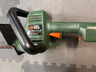 Black & Decker auto stop 22”￼blade hedge trimmer