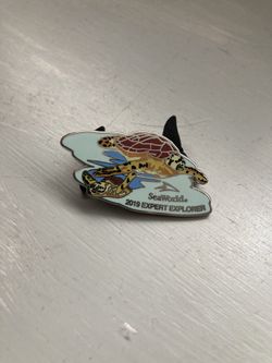 2019 SeaWorld Expert Explorer pin