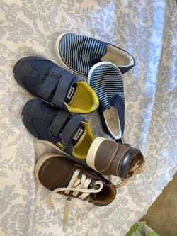 Toddler shoes size 7