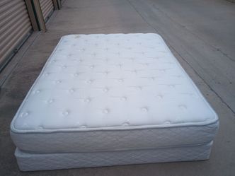 Serta queen mattress and box spring