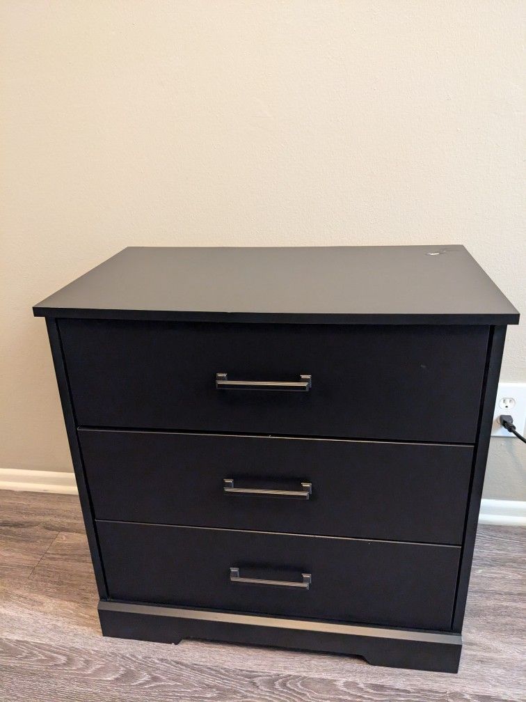 Small Dresser 