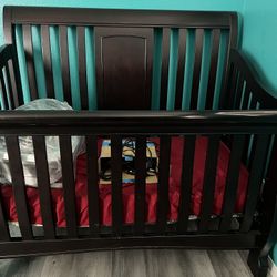 Crib 4 In 1