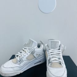 Jordan 4 White Sneakers