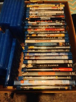 A lot of blu-rays with empty cases