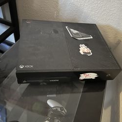 xbox one with games and remotes 