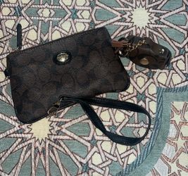 Coach Signature Small purse