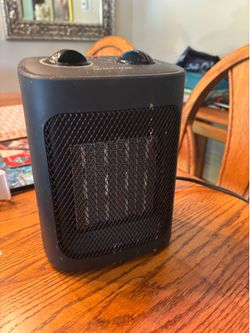 Compact Space Heater – Works Great