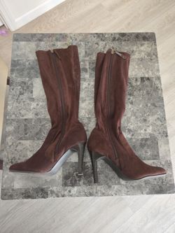 Boots size 7.5