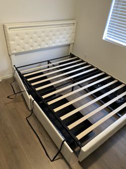 Queen Bed Frame 