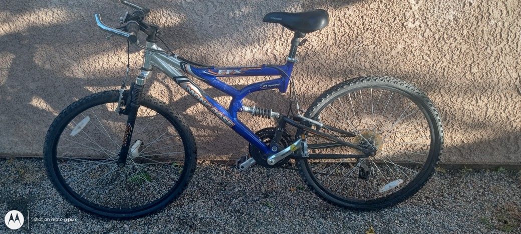 Mongoose Aluminum EFX , 26" inch Redline Element Racing 21 Speed