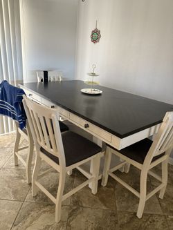 Kitchen Table 