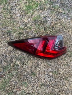 2016-2022 Lexus RX350 Rear Left Driver Side Quarter Outer Taillight Halogen Lamp OEM