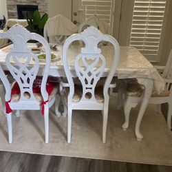 Dinner Table And Chairs 6