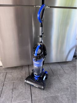 Vacuum cleaner