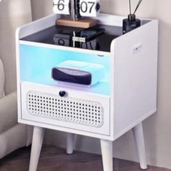 Cube Dresser