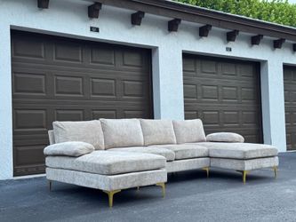 🛋️ Sofa/Couch Sectional - Cream - Delivery Available 🚛