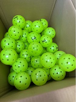 VPRO FLIGHT Pickleball Balls