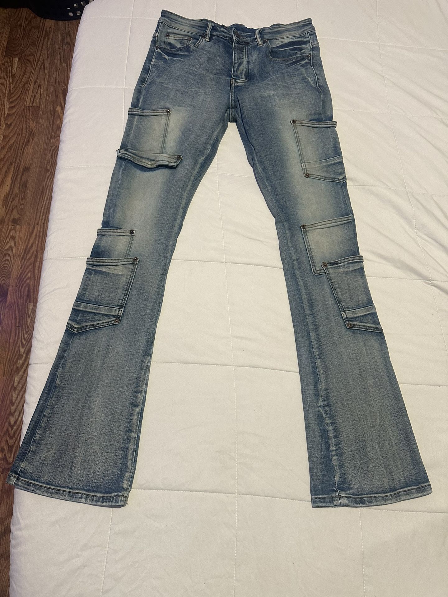 2x Valabasas Flared Jeans Size 32