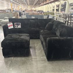 Sectional Set