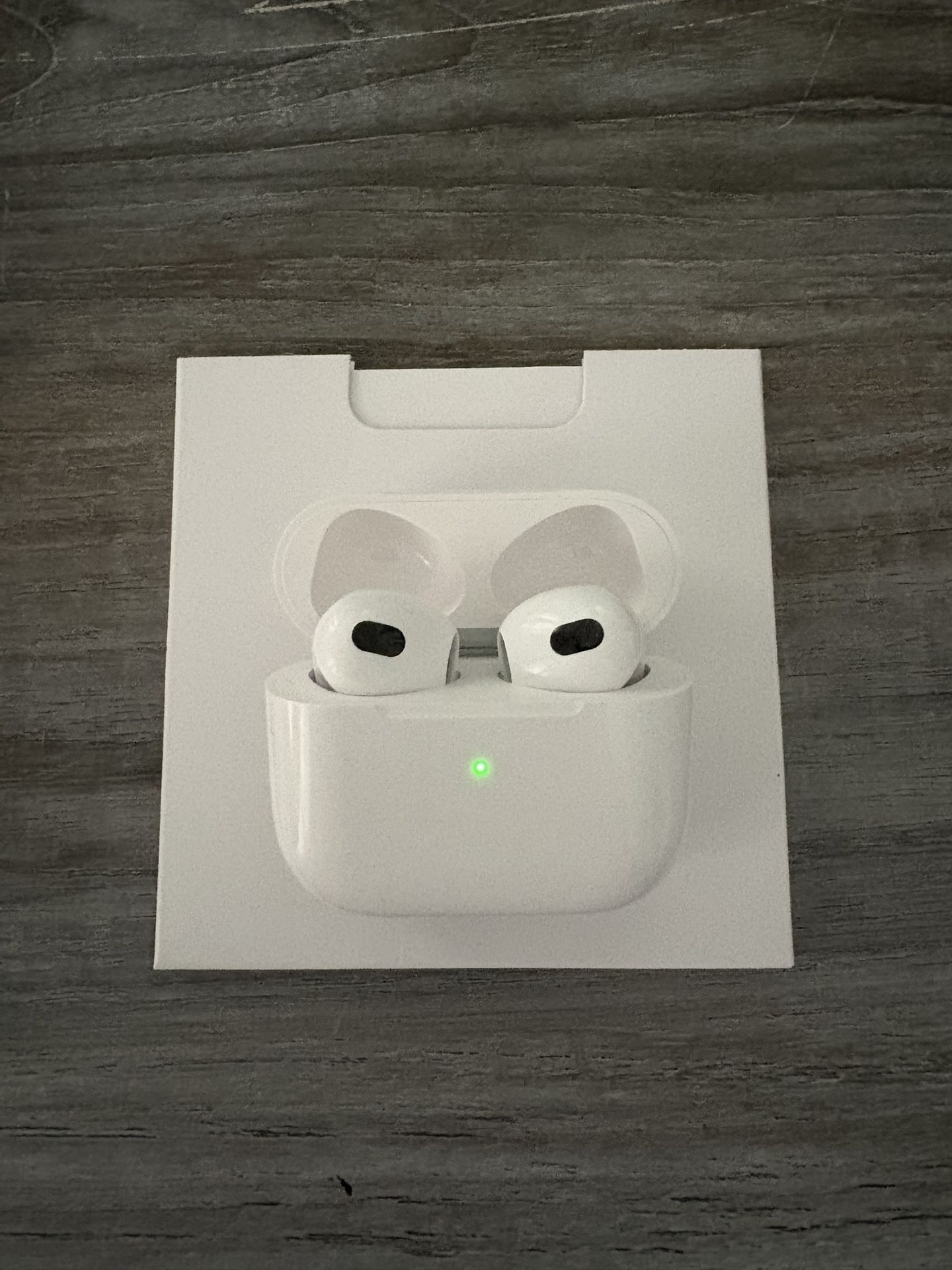 AirPods 3