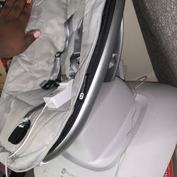 4moms Mamaroo Multi Motion Baby Swing