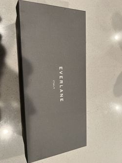 Everlane slip on loafer
