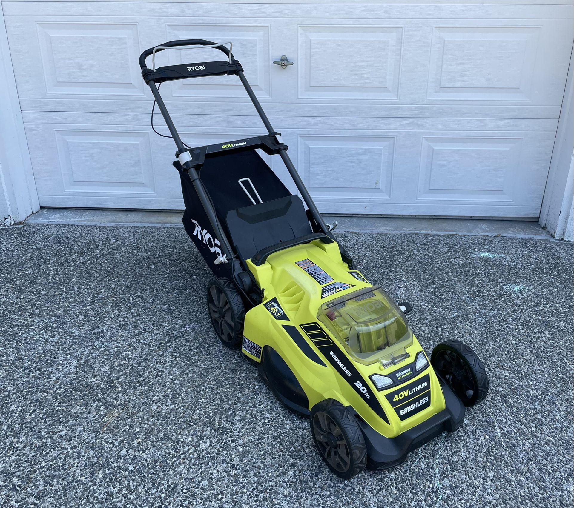 Ryobi 40v Mower w/Battery & Charger - Excellent Condition!!