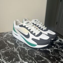 Nike Air Max Solo Summit White/Black – Men’s Size 11 (No Box)