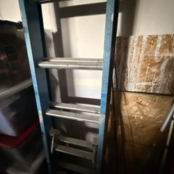 Keller 20-ft Fiberglass Extension Ladder – Commercial Grade