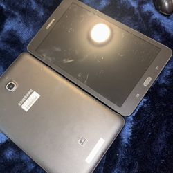 2 samsung tablets 