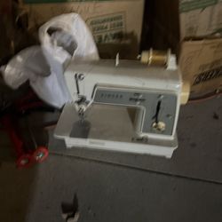 Swingline Sewing 🪡 🧵 Machine