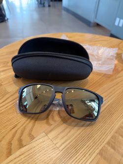 Oakley Prizm Sunglasses with Case
