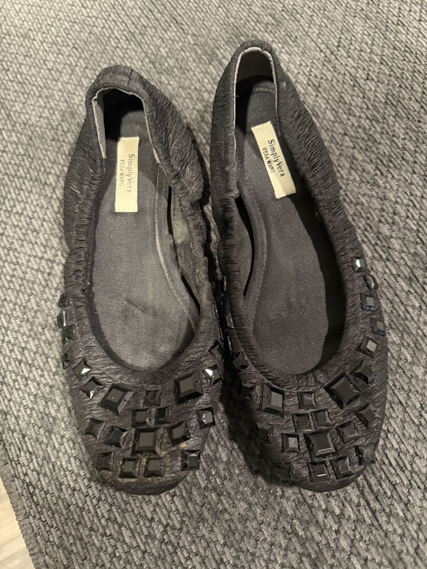 Women’s Black beaded dress flats - size 8.5