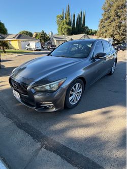 2014 Infiniti q50