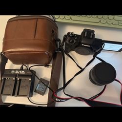 Canon m50 camera with kit lens + adapter and more lenses bundle