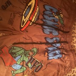 Selling Shorts 