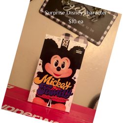 Surprise Disney character big keychain