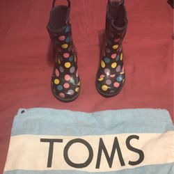 Rain boots Size 6  K $ 10