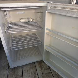 Small freezer 