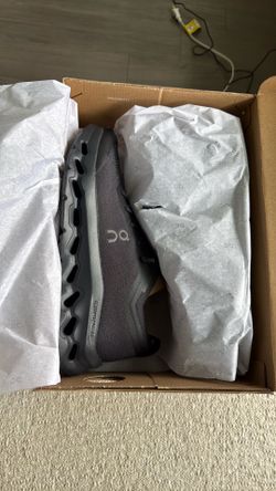 Cloudtilt Moon shoes